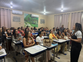 Notícia: Seduc realiza curso de redação no contexto educacional para profissionais da DRE Belém 8